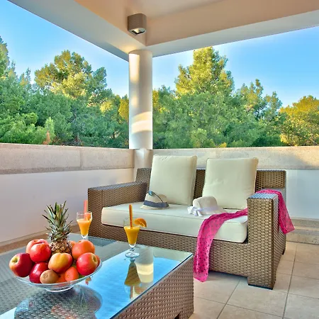 Luxury Boutique Vulin Hotel 5*