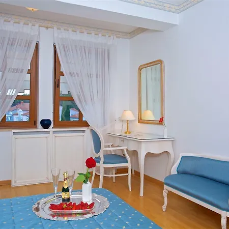 Hotel Luxury Boutique Vulin 5*