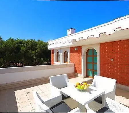 Luxury Boutique Vulin Пула