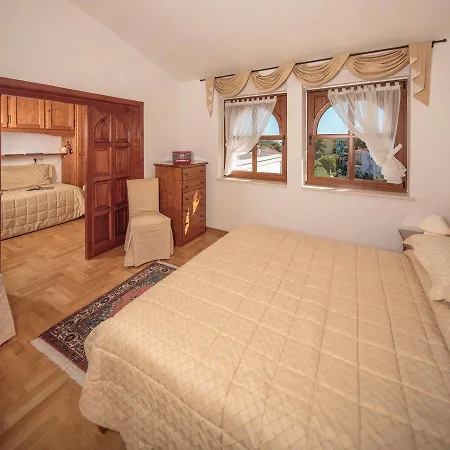 Luxury Boutique Vulin Отель Пула